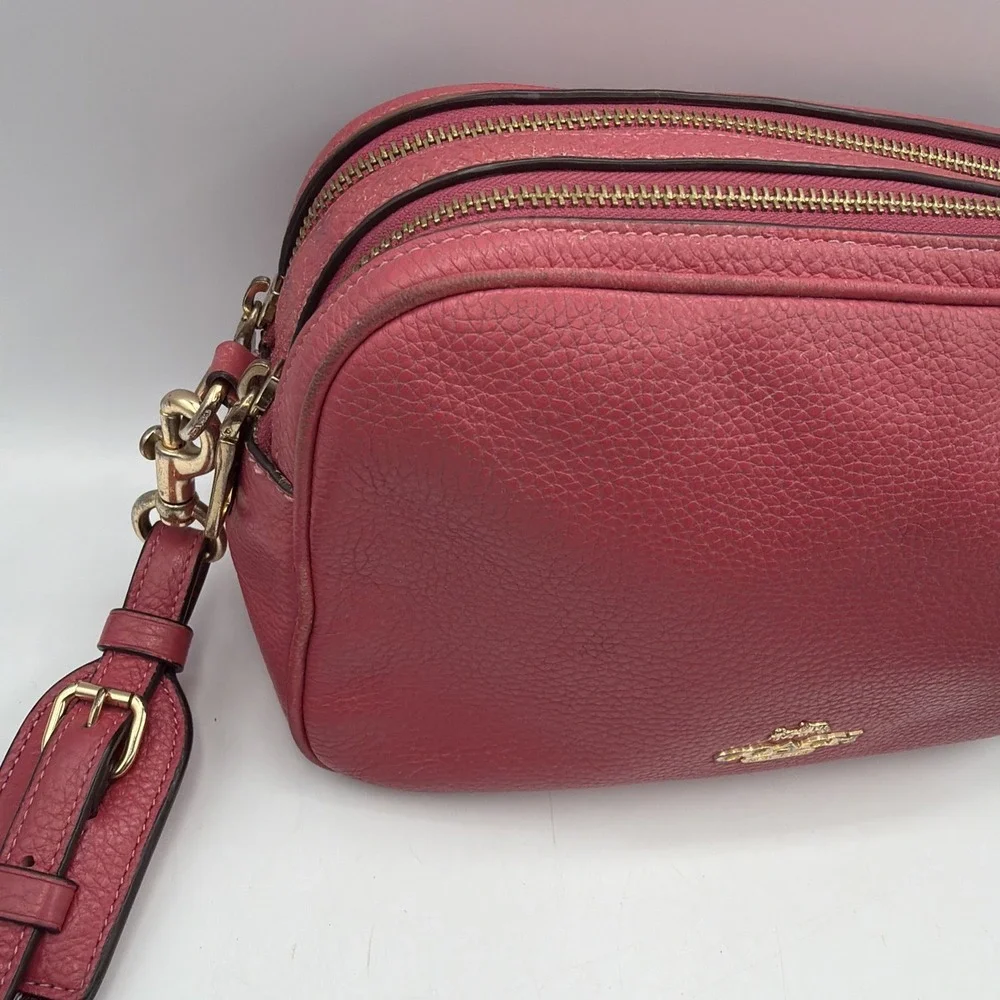 Coach C5805 Women's Crossbody 6 in - Red